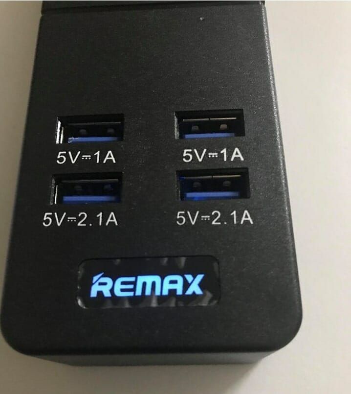 ổ cắm remax B-T08 chất lượng
