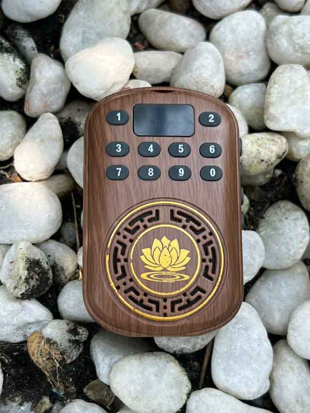 Đài niệm Phật Hy002 có phím số chọn bài